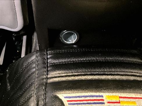 Used 2016 Cadillac XTS Luxury w/ Driver Awareness Package image 27