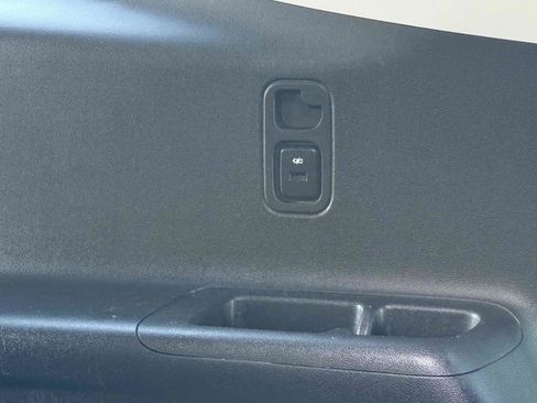 Used 2018 Chevrolet Traverse Premier w/ Redline Edition image 70