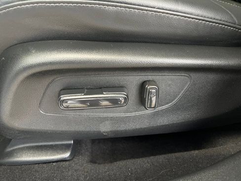 Used 2023 Honda HR-V EX-L image 30