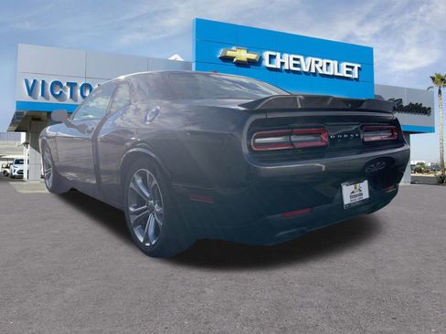Used 2022 Dodge Challenger R/T w/ Driver Convenience Group image 7