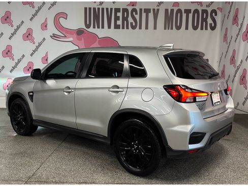 Used 2022 Mitsubishi Outlander Sport LE FWD image 12