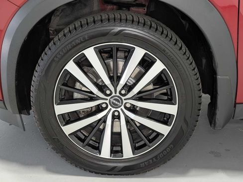Used 2023 Nissan Pathfinder Platinum AWD/4WD image 3