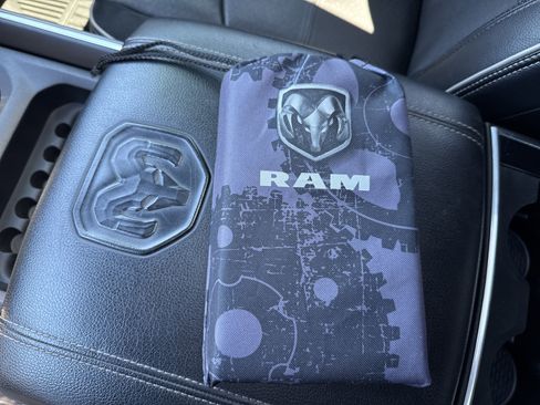 Used 2022 RAM 3500 Laramie AWD/4WD image 32