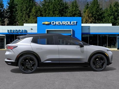 New 2026 Chevrolet Equinox EV RS image 29