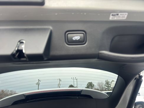 Used 2023 Hyundai Tucson SEL w/ Convenience Package image 10