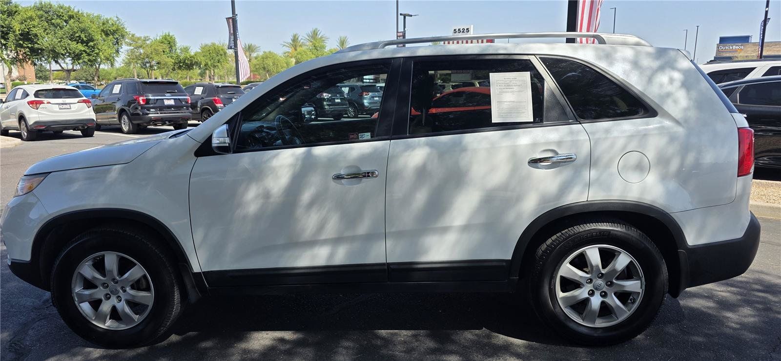 Used 2013 Kia Sorento LX w/ Convenience Pkg FWD image 8