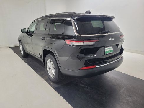 Used 2021 Jeep Grand Cherokee L Laredo w/ Luxury Tech Group I AWD/4WD image 5