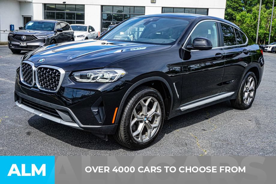 Used 2025 BMW X4 xDrive30i AWD/4WD image 2
