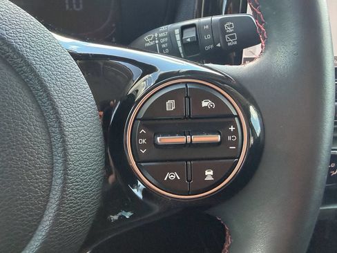 Certified 2025 Kia Soul GT-Line w/ GT-Line Technology Package FWD image 31