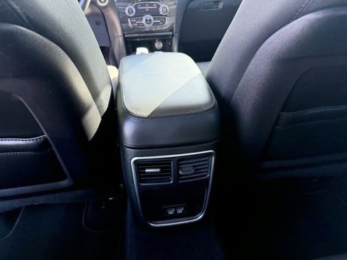 Used 2019 Chrysler 300 Touring w/ Sport Appearance Package image 14