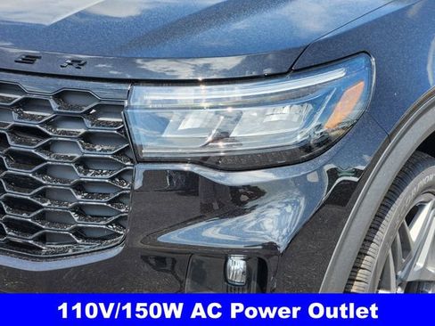 New 2026 Ford Explorer ST-Line w/ ST-Line Street Pack RWD image 8