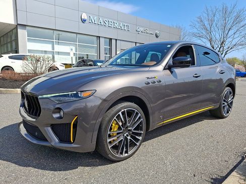 Used 2022 Maserati Levante Modena S AWD/4WD image 1
