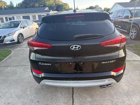 Used 2017 Hyundai Tucson Sport FWD image 12