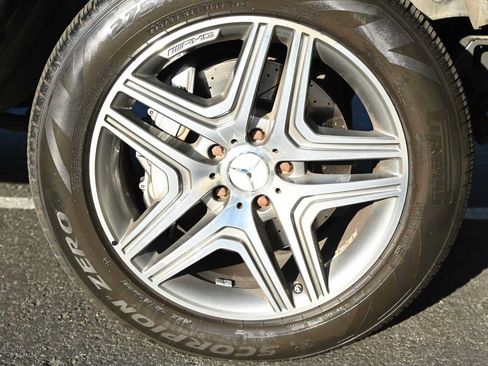 Used 2017 Mercedes-Benz G 63 AMG 4MATIC image 8