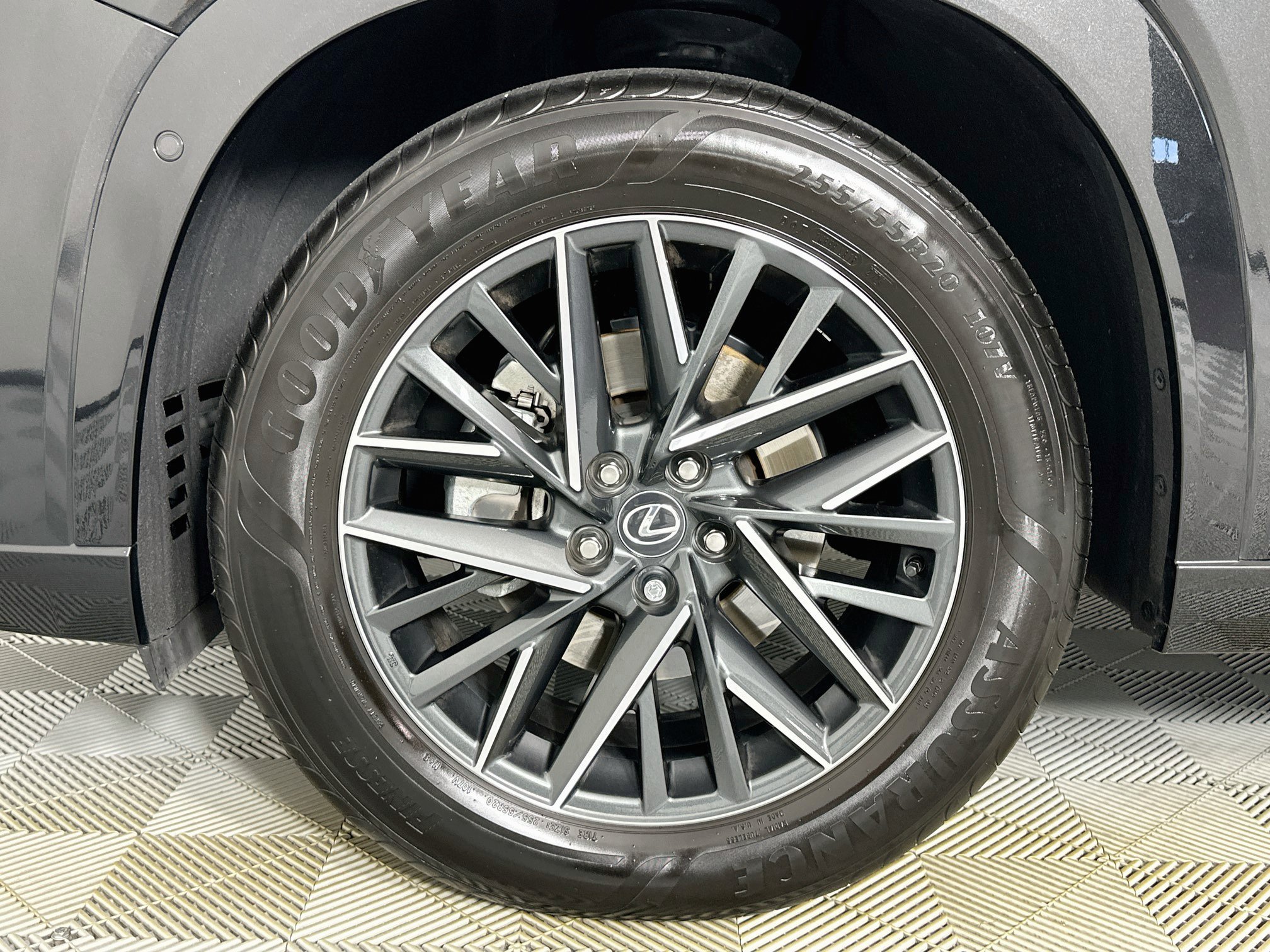 Used 2025 Lexus TX 350 AWD w/ Technology Package image 9