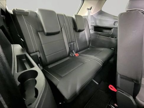 Used 2023 Volkswagen Atlas SEL R-Line AWD/4WD image 24