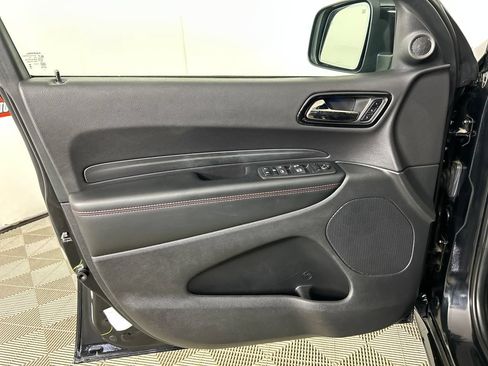 Used 2025 Dodge Durango GT AWD/4WD image 11