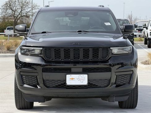 Used 2022 Jeep Grand Cherokee L Laredo image 7