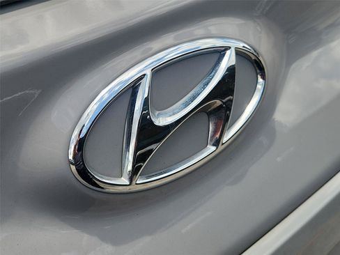 Used 2023 Hyundai Kona SEL FWD image 28