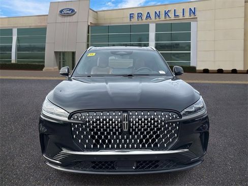 New 2026 Lincoln Aviator Black Label w/ Dynamic Handling Package image 2