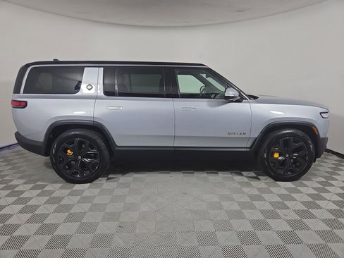 Used 2023 Rivian R1S Adventure image 6