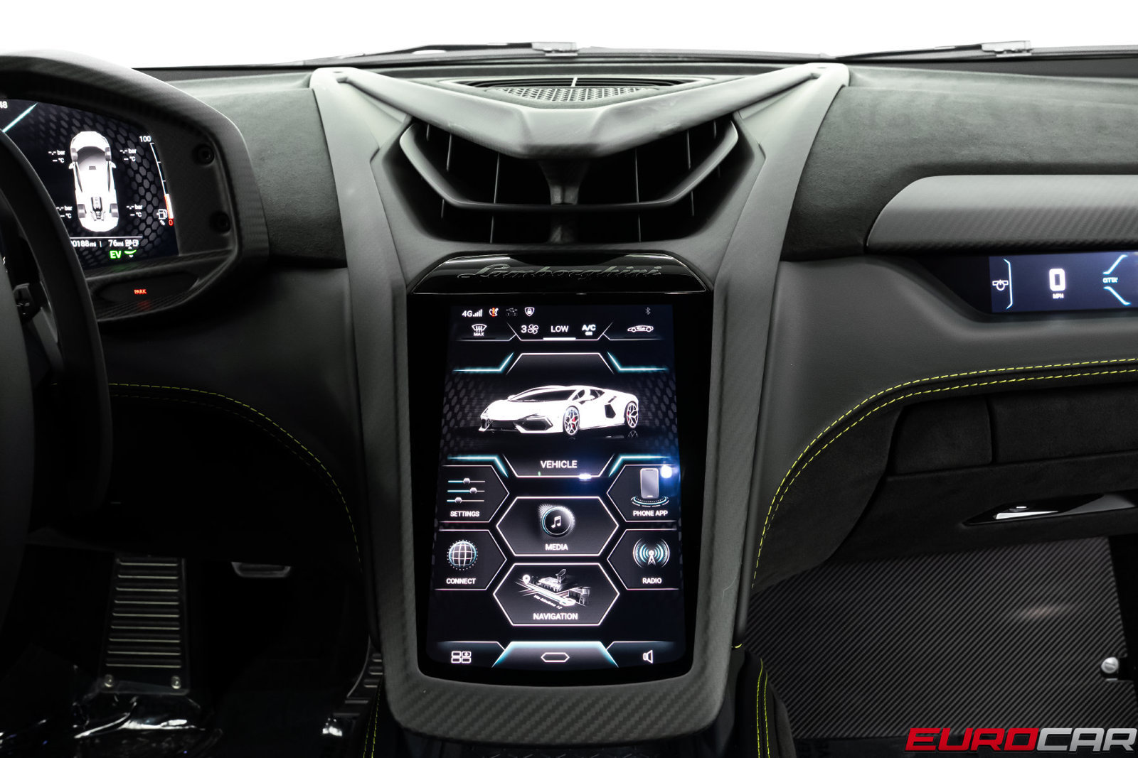 Used 2025 Lamborghini Revuelto AWD/4WD image 36