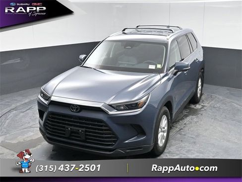 Used 2024 Toyota Grand Highlander XLE image 17