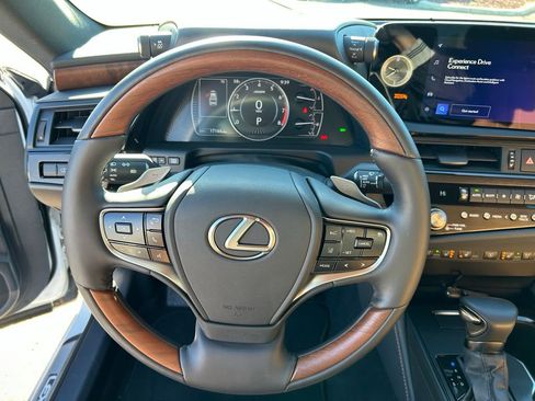 Used 2024 Lexus ES 350 Ultra Luxury image 24
