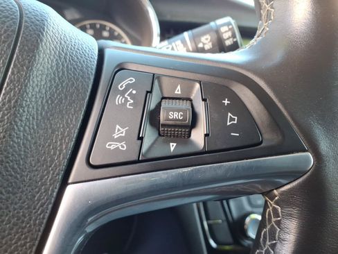 Used 2020 Buick Encore Preferred AWD/4WD image 16