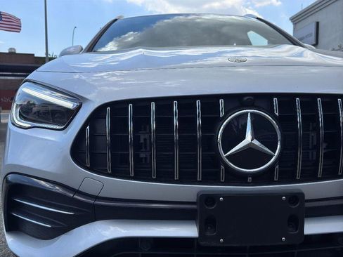 Used 2022 Mercedes-Benz GLA 35 AMG 4MATIC w/ Multimedia Package Lite image 11