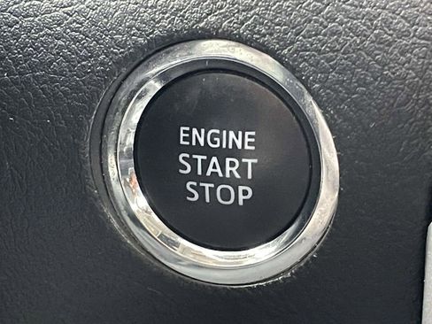 Used 2020 Toyota 4Runner SR5 Premium image 25