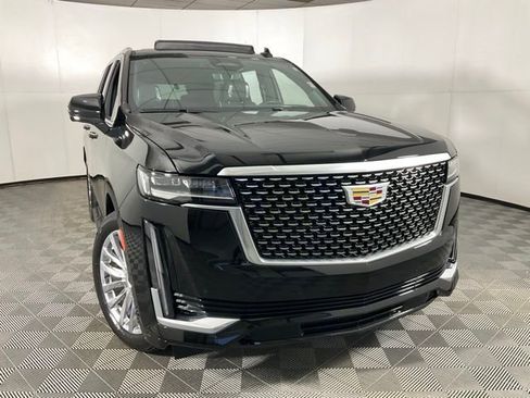 Certified 2023 Cadillac Escalade Premium Luxury w/ Performance Package image 37