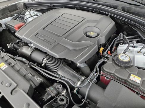 New 2026 Land Rover Range Rover Velar Dynamic SE image 19
