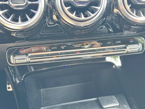 Used 2023 Mercedes-Benz CLA 250 image 15