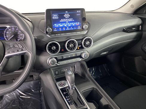 Used 2024 Nissan Sentra SV image 33