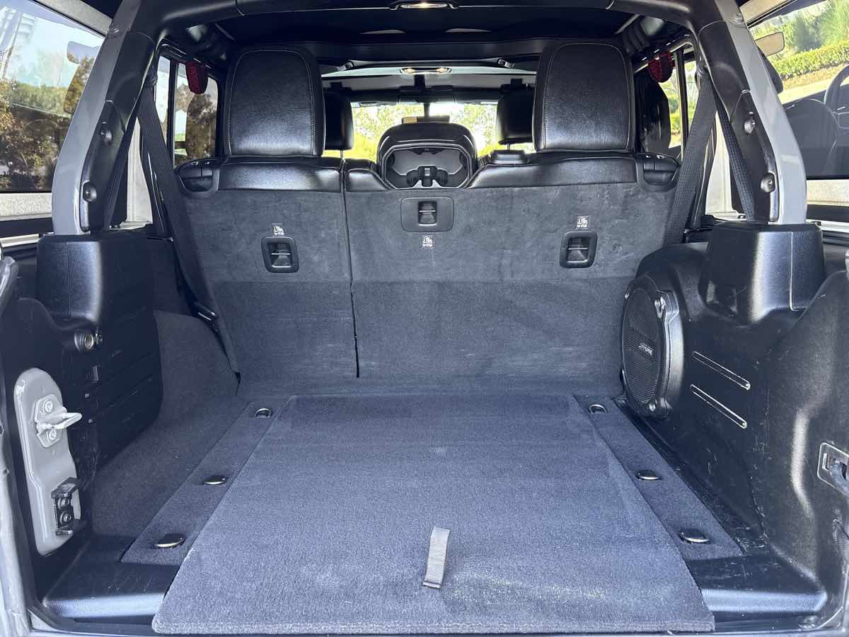 Used 2020 Jeep Wrangler Unlimited Rubicon AWD/4WD image 10