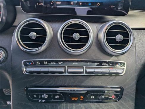 Used 2021 Mercedes-Benz GLC 300 image 17