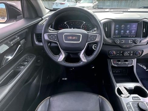 Used 2024 GMC Terrain AT4 w/ Infotainment Package II AWD/4WD image 10