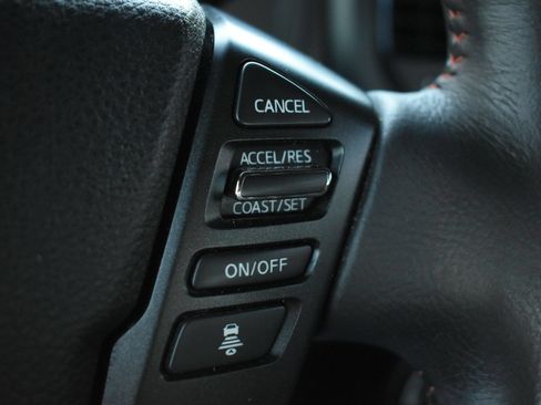 Used 2024 Nissan Titan PRO-4X w/ Pro-4x Convenience Package AWD/4WD image 20