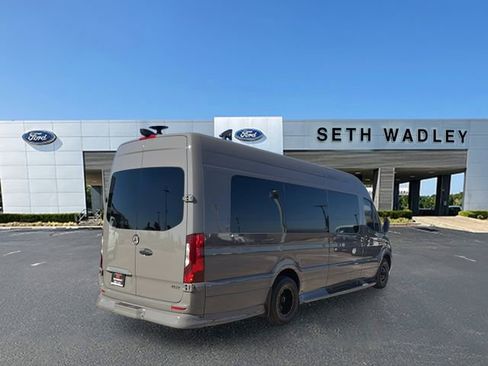 Used 2024 Mercedes-Benz Sprinter 3500 image 7