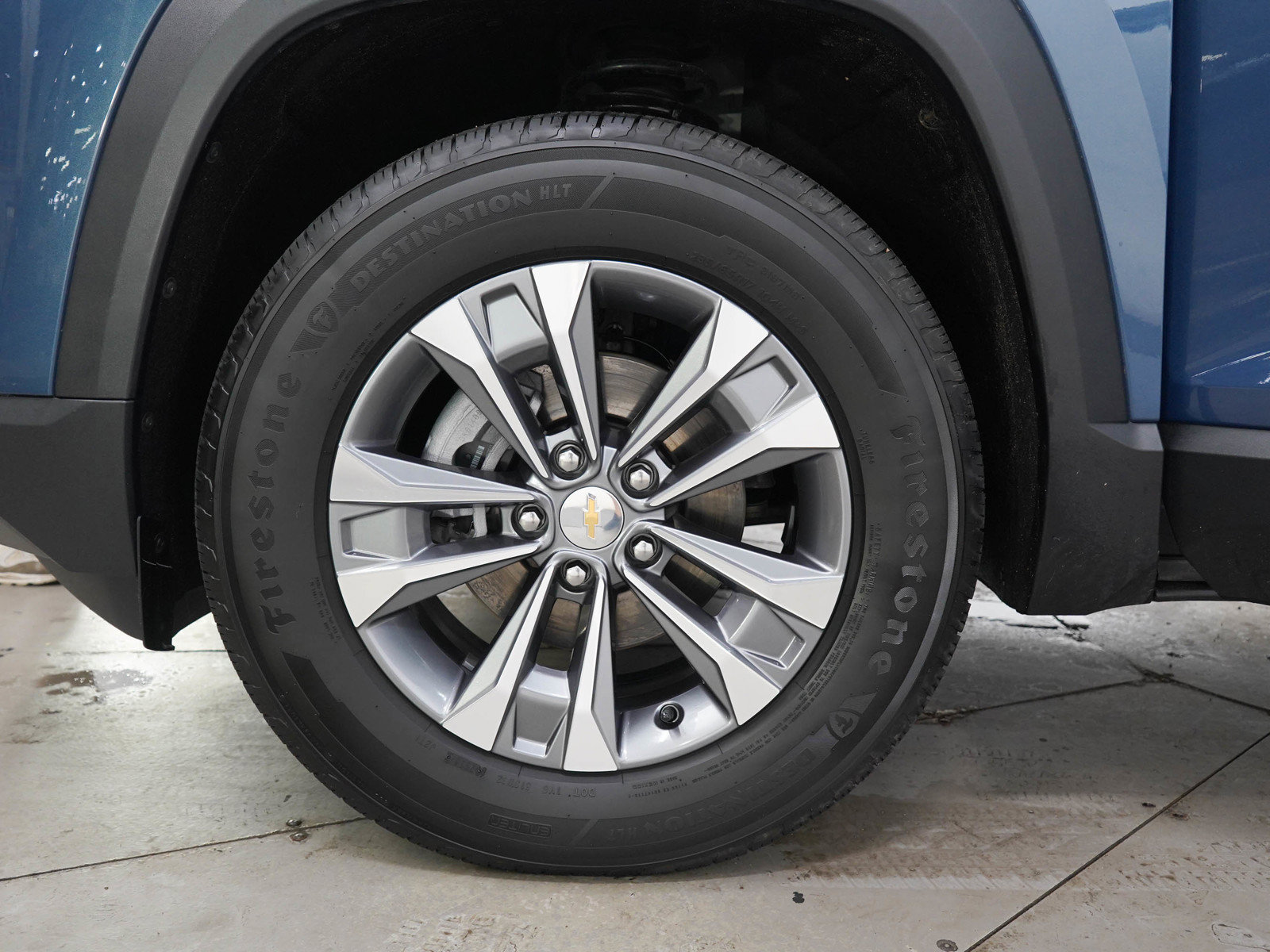 Used 2025 Chevrolet Equinox LT w/ Convenience Package II FWD image 28