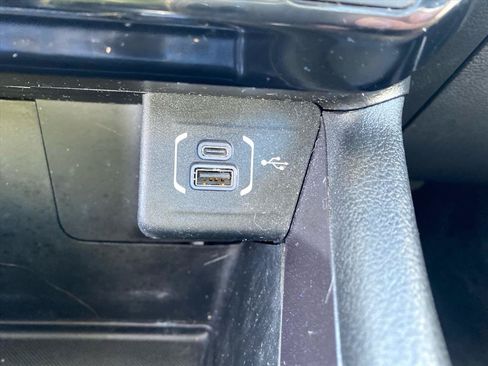 Used 2022 Jeep Compass Latitude AWD/4WD image 15
