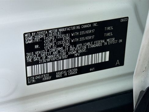 Certified 2023 Toyota RAV4 LE AWD/4WD image 28