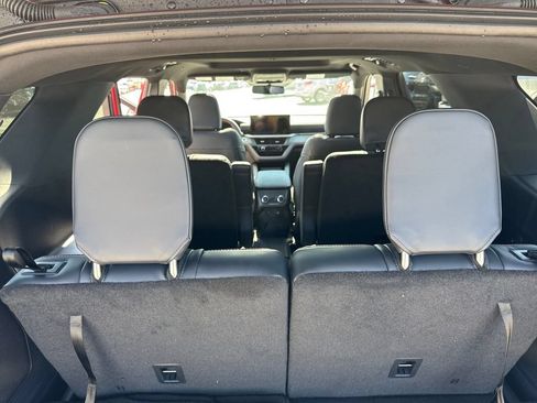 Used 2026 Ford Explorer ST-Line w/ ST-Line Street Pack AWD/4WD image 14