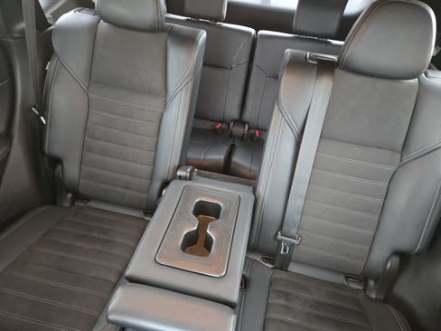 Used 2024 Mitsubishi Outlander SE image 13