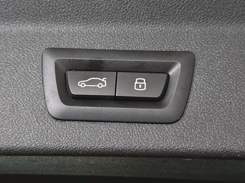 Used 2024 BMW X3 sDrive30i w/ Convenience Package RWD image 31