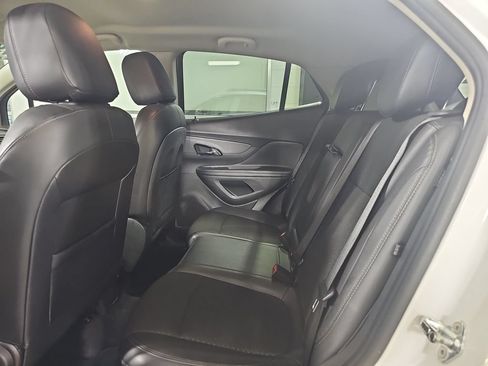 Used 2019 Buick Encore Preferred FWD image 17