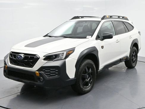 Used 2024 Subaru Outback Wilderness AWD/4WD image 3