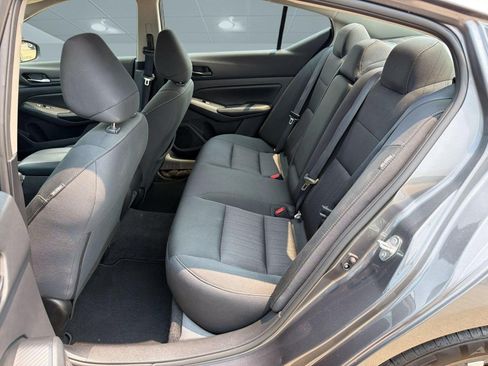 Used 2025 Nissan Altima 2.5 SV FWD image 20