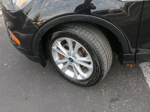 Used 2019 Ford Escape S image 29